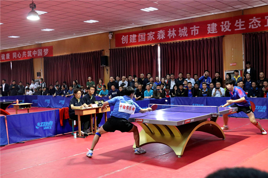 方面都深入 方面都深入