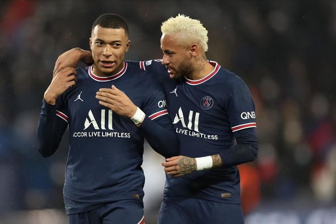 禁区触球数 禁区触球数